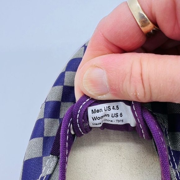 VANS ATHLETIC UNISE SHOES PURPLE AND GRAY CHECKERED WOMENS SIZE 6 - Picture 12 of 13